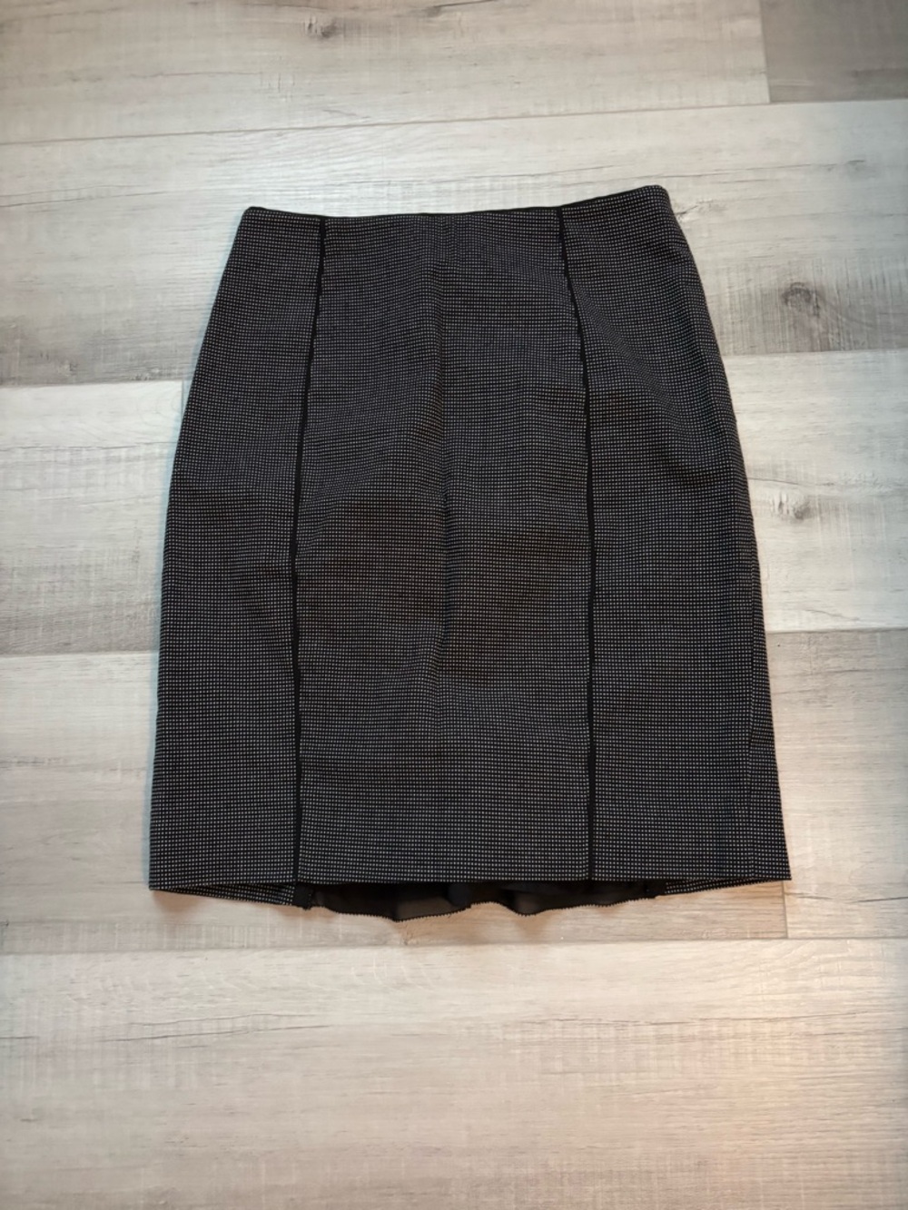 White House Black Market Pencil Skirt Size 8 Black White Polka Dot